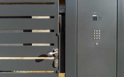 Top fencing trends in 2025